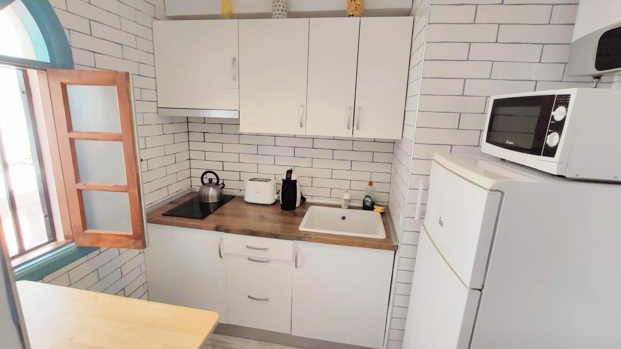 Port Royal Apartments, Heated Pool, Speed Wifi, Terrace Арона Стая снимка